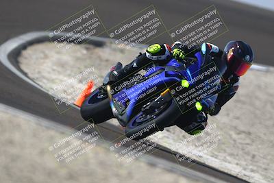 media/Nov-01-2025-TrackDaz (Sat) [[2b4d5192bc]]/B Group/1220pm (Turn 2 Outside)/